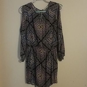 Cold shoulder, keyhole dress
